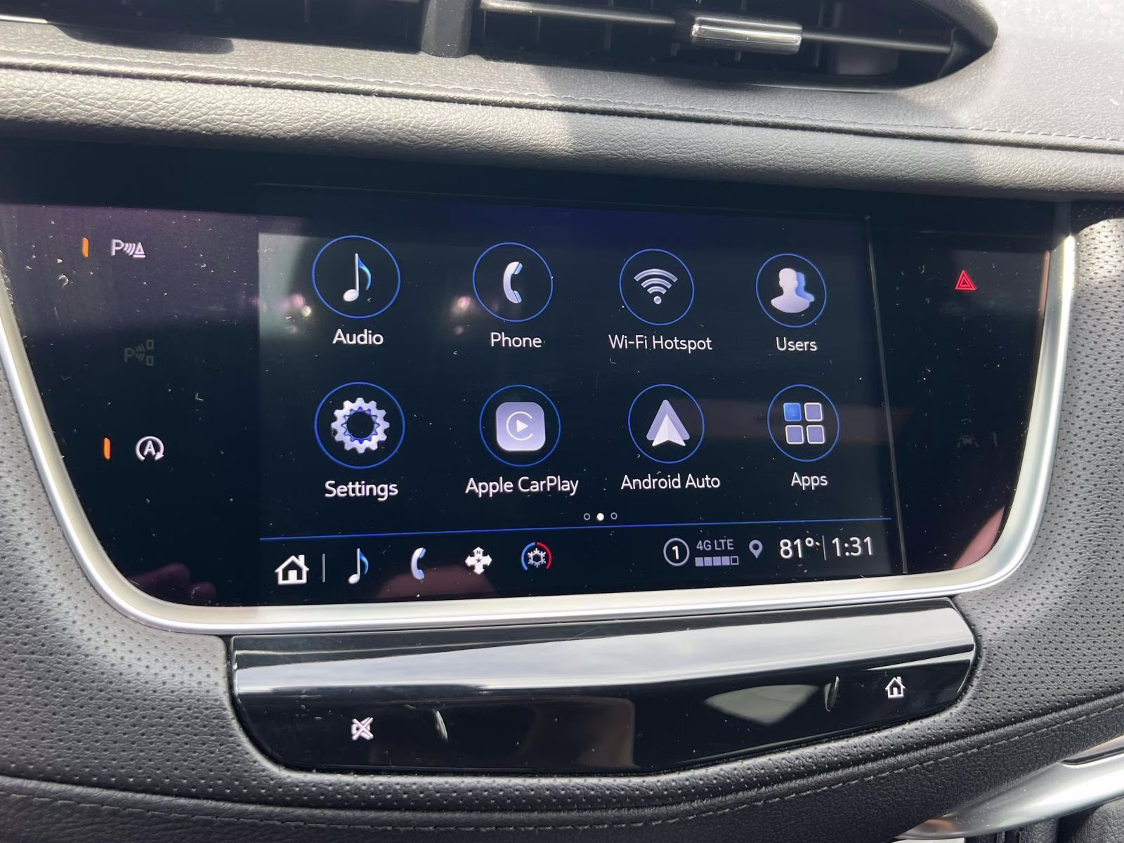 2023 Argent Silver Metallic Cadillac XT5 Luxury AWD SUV