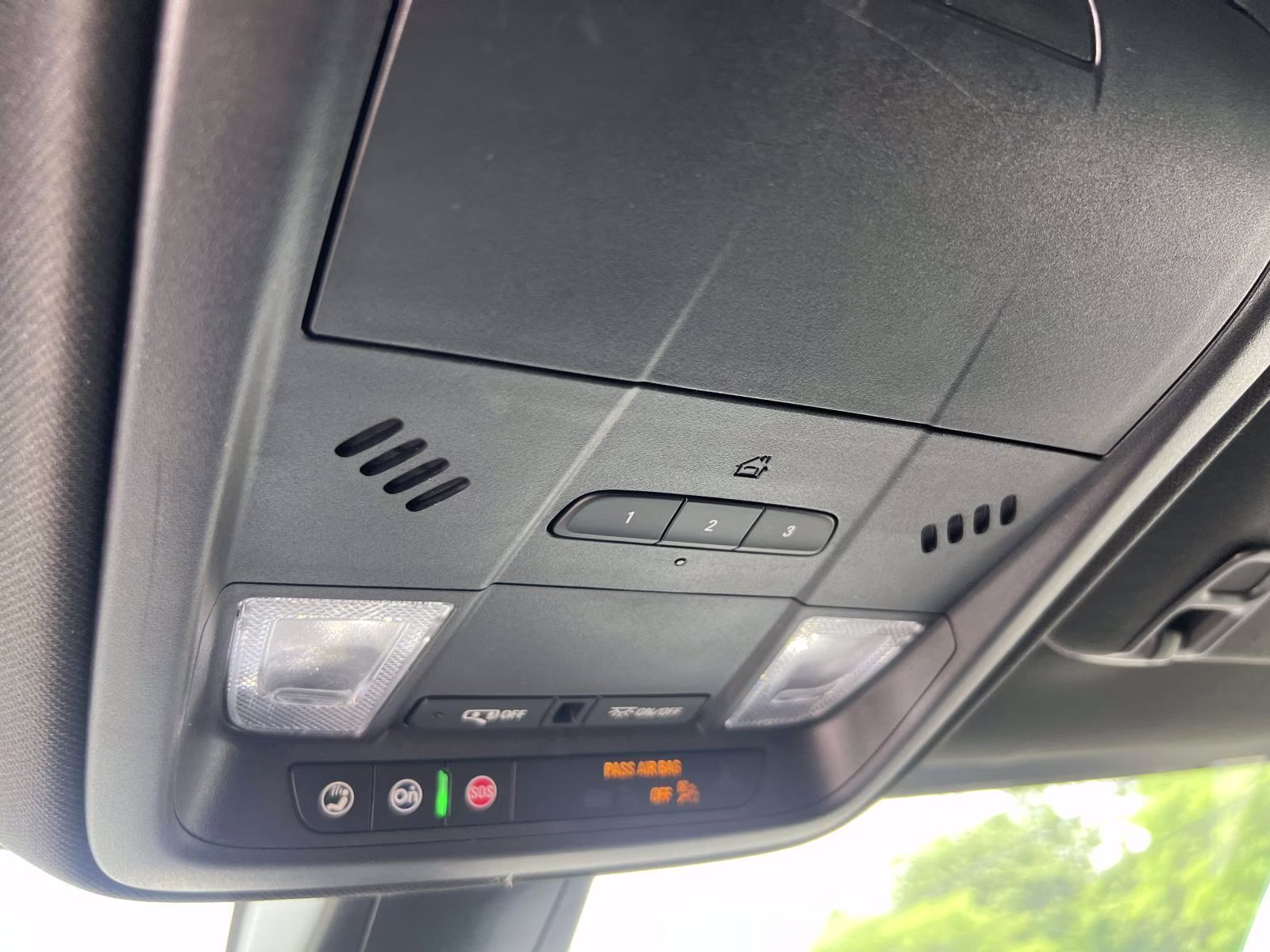 2023 Argent Silver Metallic Cadillac XT5 Luxury AWD SUV