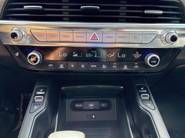 2022 Everlasting Silver Kia Telluride SX AWD SUV