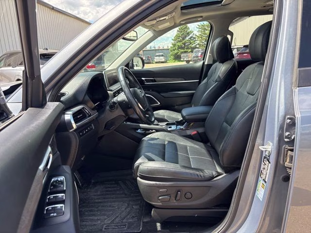 2022 Everlasting Silver Kia Telluride SX AWD SUV