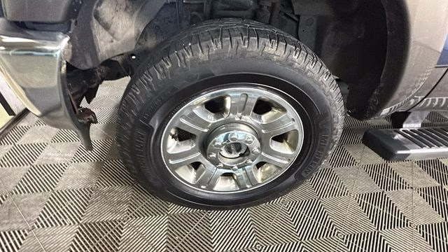 2016 Blue Ford Super Duty F-350 SRW Lariat 4X4 Truck