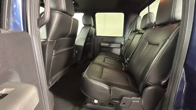 2016 Blue Ford Super Duty F-350 SRW Lariat 4X4 Truck