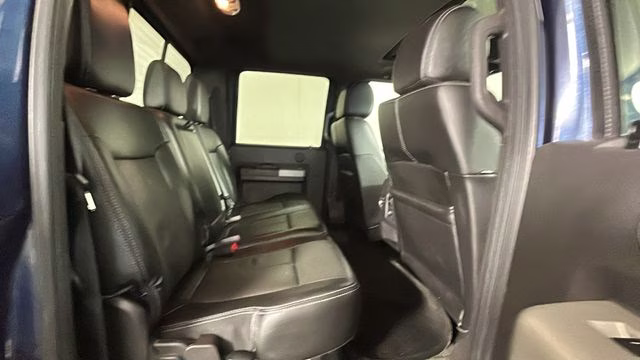 2016 Blue Ford Super Duty F-350 SRW Lariat 4X4 Truck