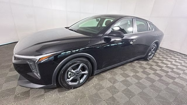2025 Aurora Black Pearl Kia K4 LXS FWD Sedan