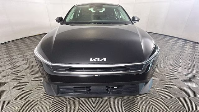 2025 Aurora Black Pearl Kia K4 LXS FWD Sedan