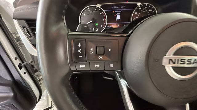 2021 Glacier White Nissan Rogue S FWD SUV