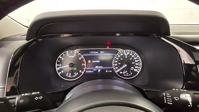 2024 Pearl White Tricoat Nissan Pathfinder SV 4X4 SUV