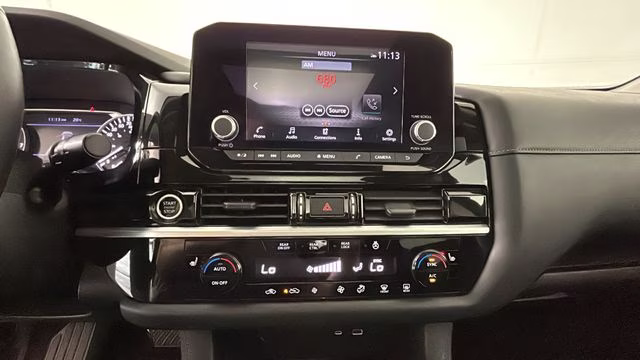 2024 Pearl White Tricoat Nissan Pathfinder SV 4X4 SUV