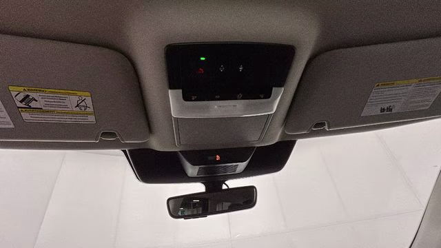 2024 Pearl White Tricoat Nissan Pathfinder SV 4X4 SUV