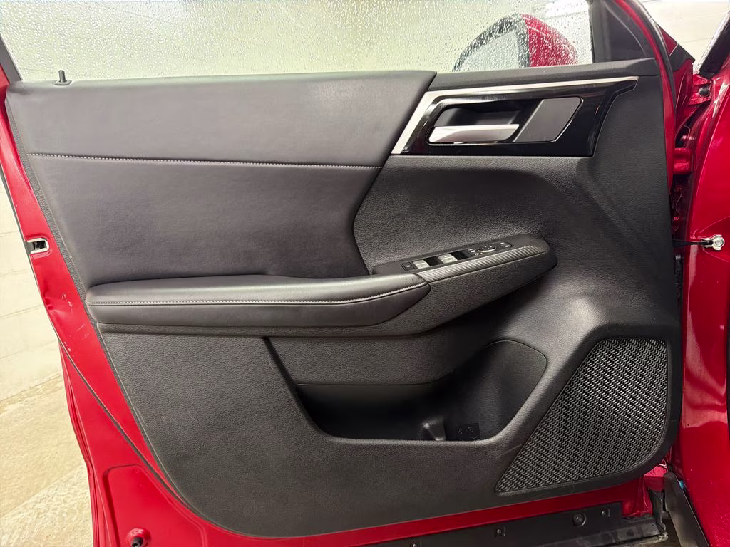 2024 Red Diamond Mitsubishi Outlander SE AWD SUV