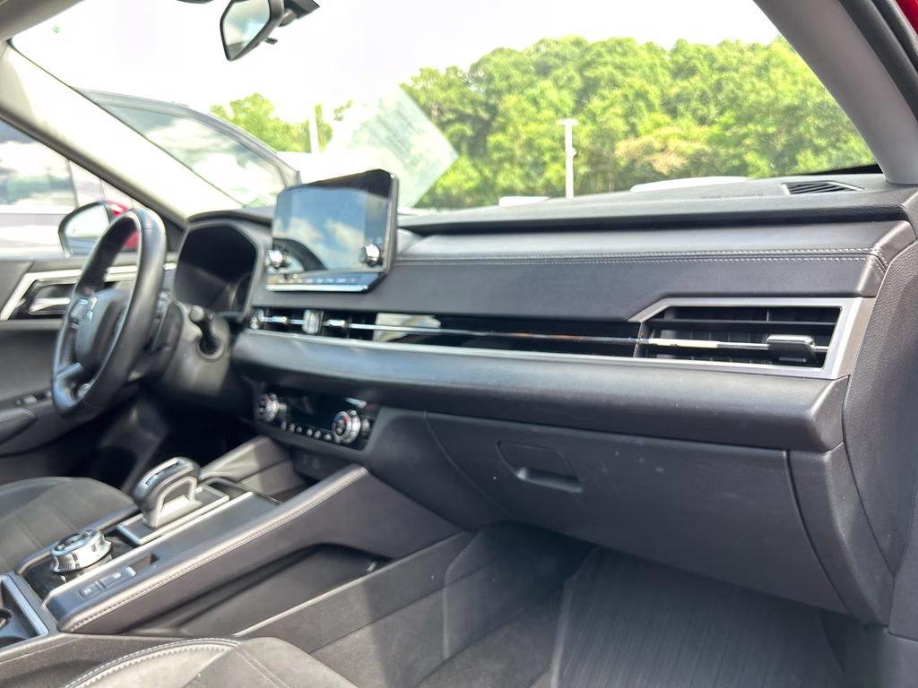 2024 Red Diamond Mitsubishi Outlander SE AWD SUV