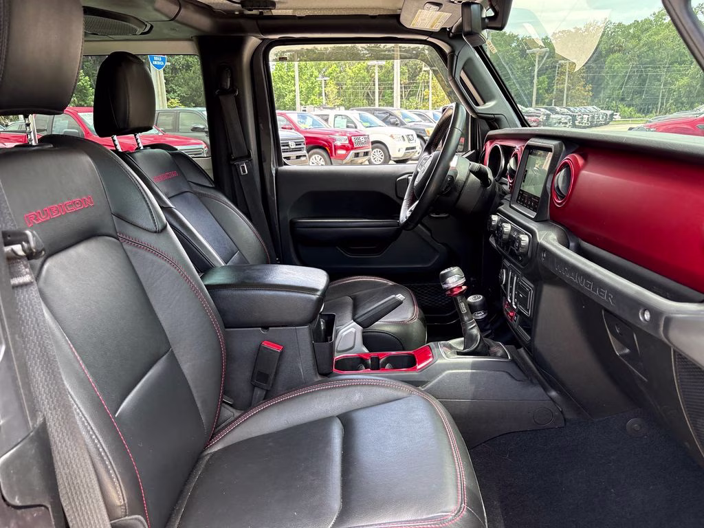 2018 Granite Crystal Metallic Clearcoat Jeep Wrangler Rubicon 4X4 SUV