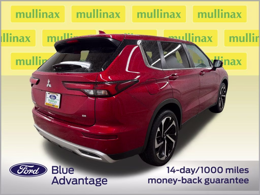 2024 Red Diamond Mitsubishi Outlander SE AWD SUV