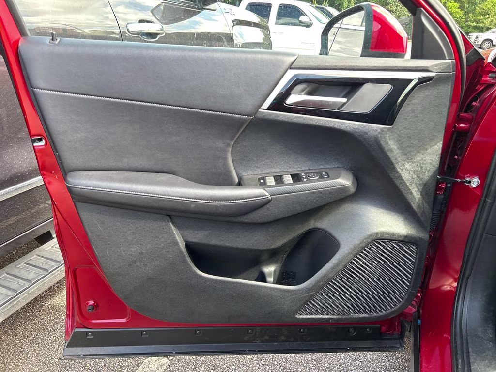 2024 Red Diamond Mitsubishi Outlander SE AWD SUV