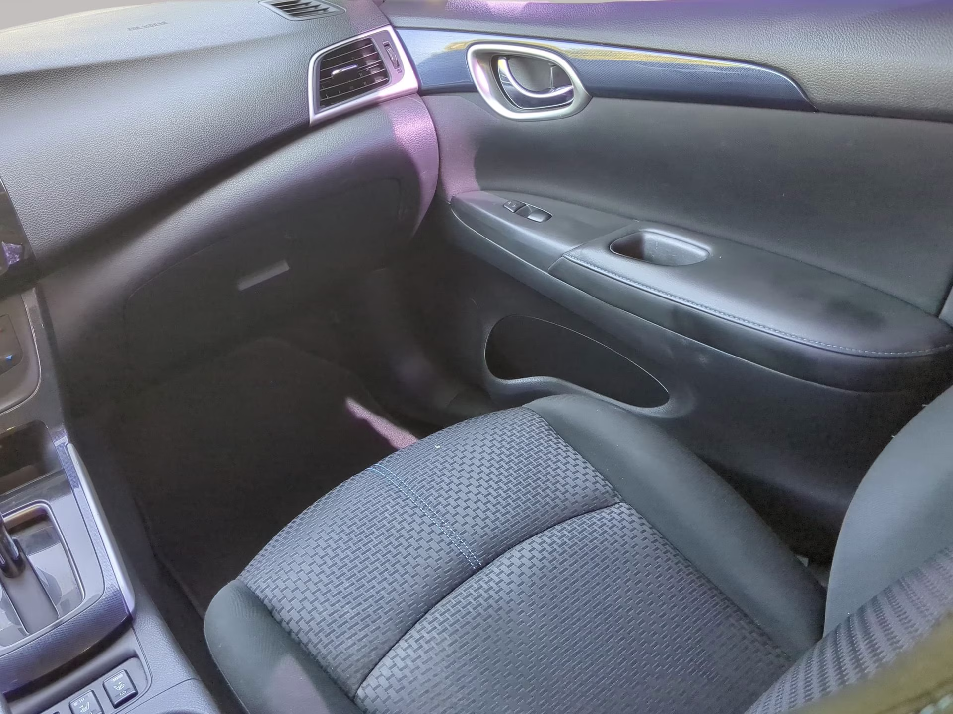 2019 Super Black Nissan Sentra SR FWD Sedan