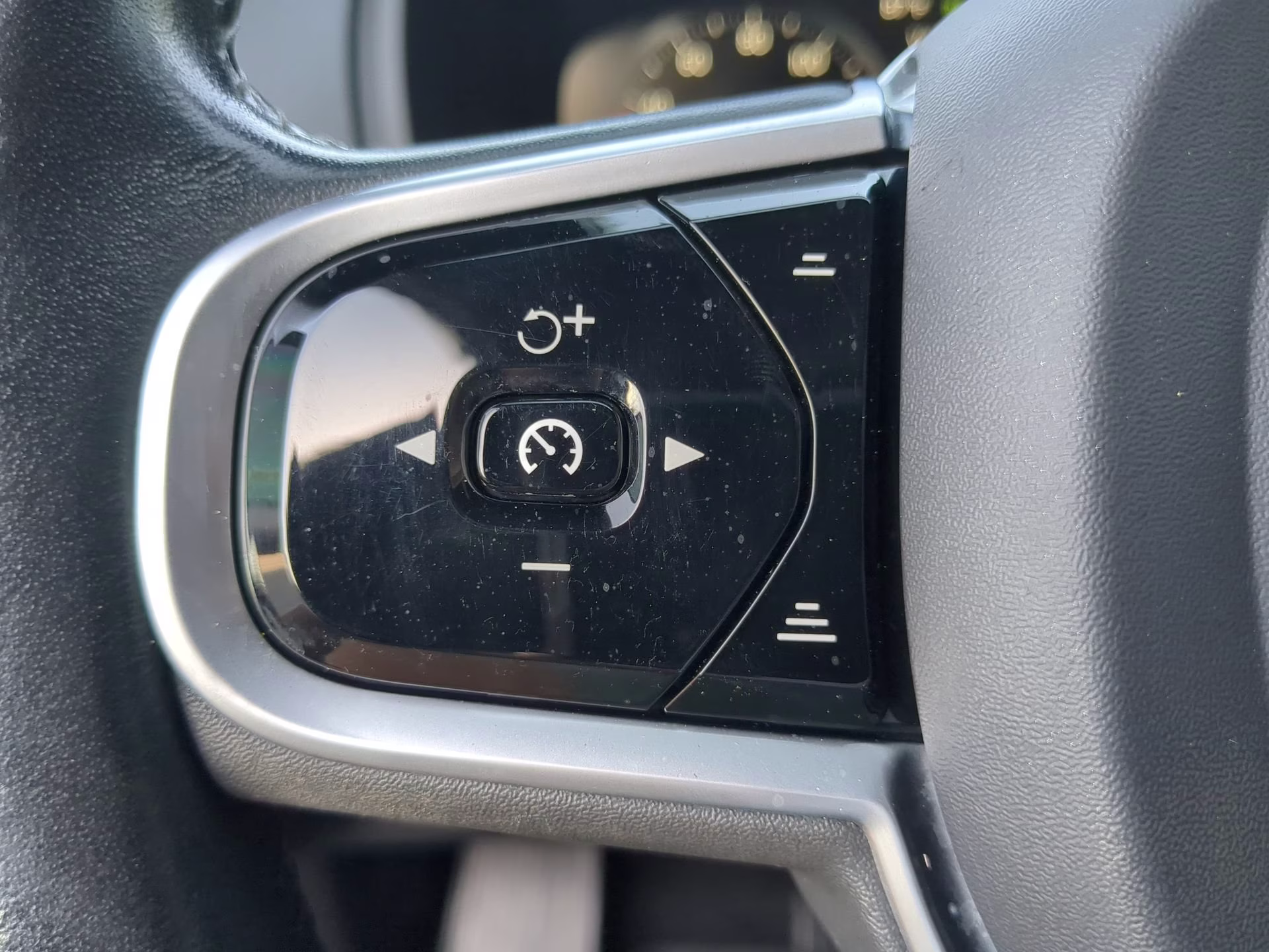 2020 Denim Blue Metallic Volvo XC90 Inscription AWD SUV