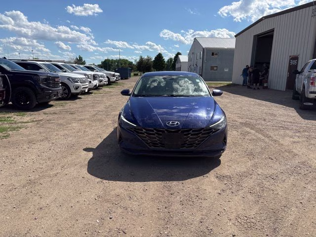 2021 Intense Blue Hyundai Elantra SE FWD Sedan