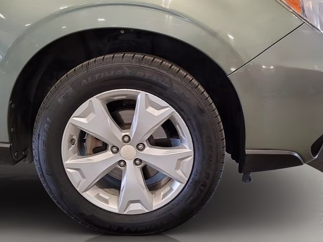 2015 Jasmine Green Metallic Subaru Forester 2.5i Limited AWD SUV