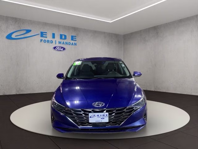 2021 Intense Blue Hyundai Elantra SE FWD Sedan