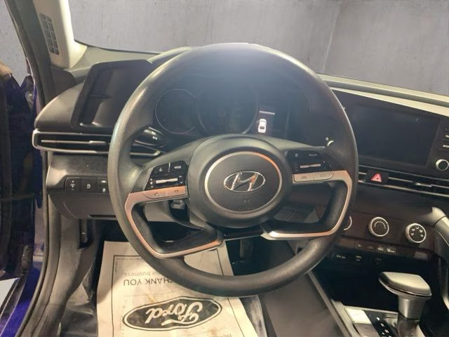 2021 Intense Blue Hyundai Elantra SE FWD Sedan