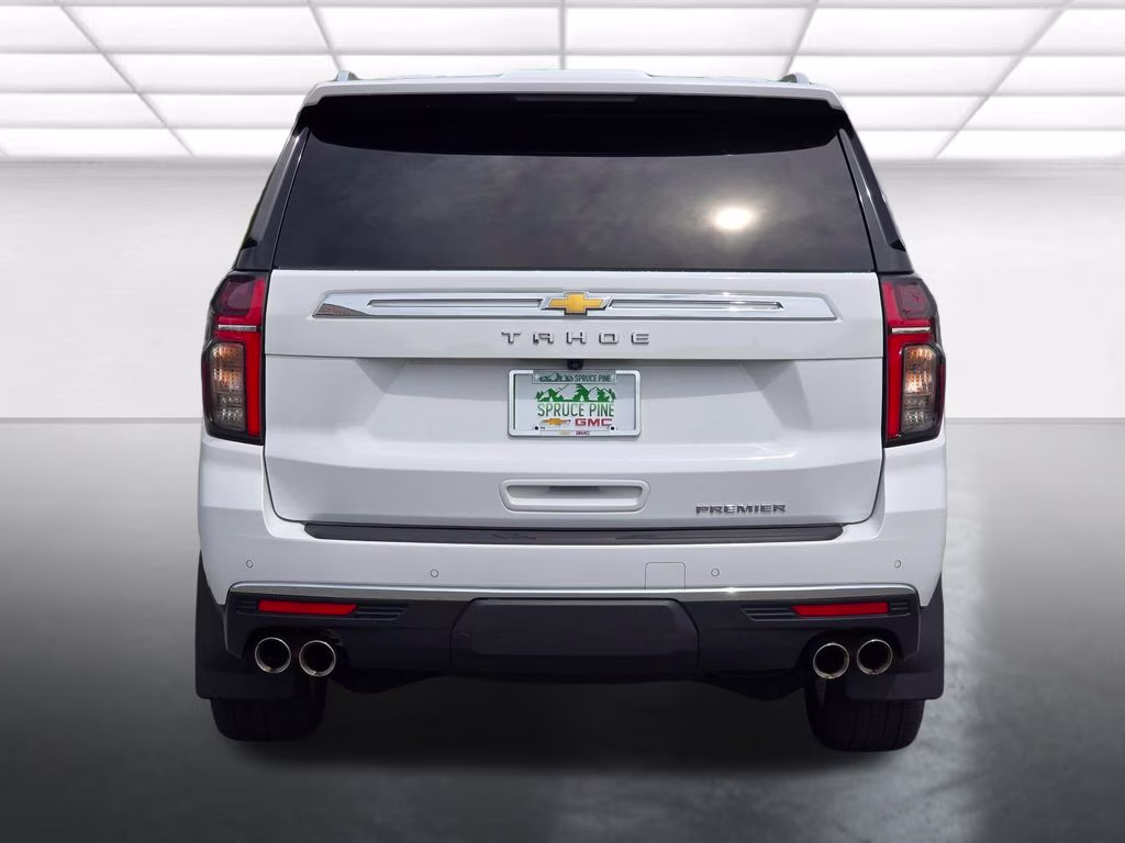 2022 Summit White Chevrolet Tahoe Premier 4X4 SUV