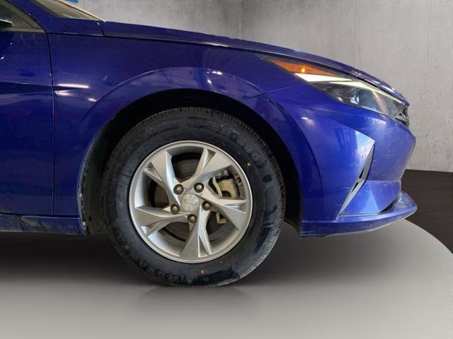 2021 Intense Blue Hyundai Elantra SE FWD Sedan