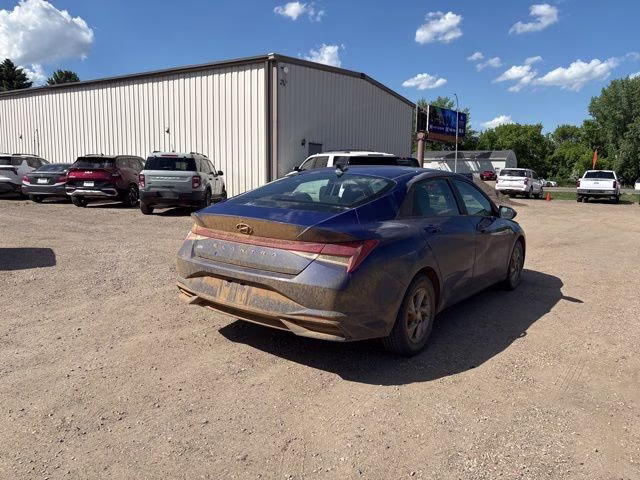 2021 Intense Blue Hyundai Elantra SE FWD Sedan