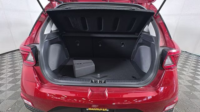 2025 Ultimate Red Hyundai Venue Limited FWD SUV
