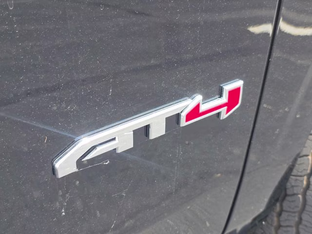 2026 Onyx Black GMC Yukon AT4 4X4 SUV