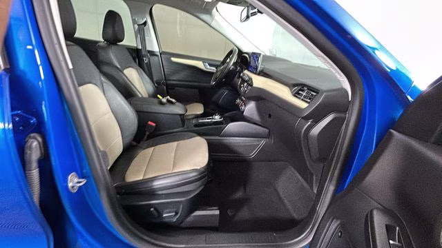 2021 Blue Metallic Ford Escape Plug-In Hybrid Titanium FWD SUV
