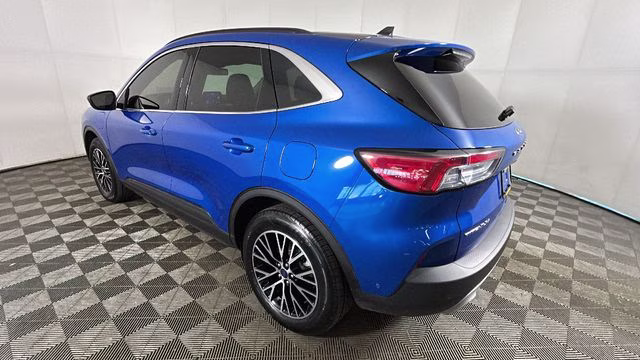 2021 Blue Metallic Ford Escape Plug-In Hybrid Titanium FWD SUV