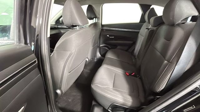 2023 Phantom Black Hyundai Tucson SE AWD SUV