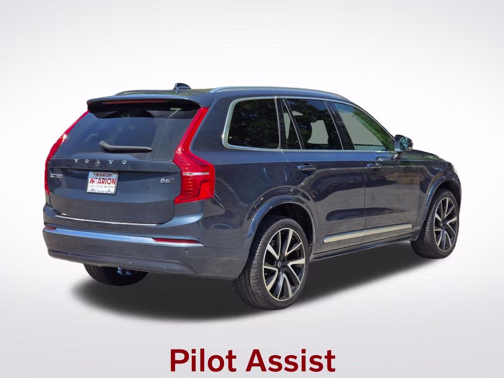 2023 Denim Blue Metallic Volvo XC90 B6 Plus 6-Seater AWD SUV