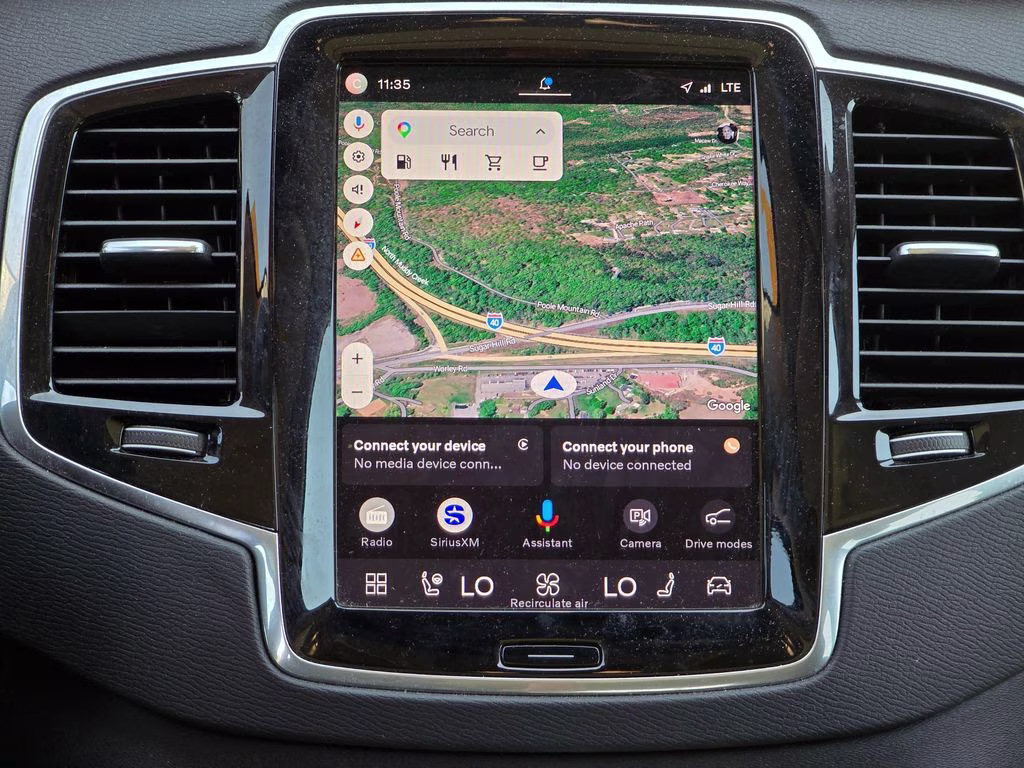 2023 Denim Blue Metallic Volvo XC90 B6 Plus 6-Seater AWD SUV
