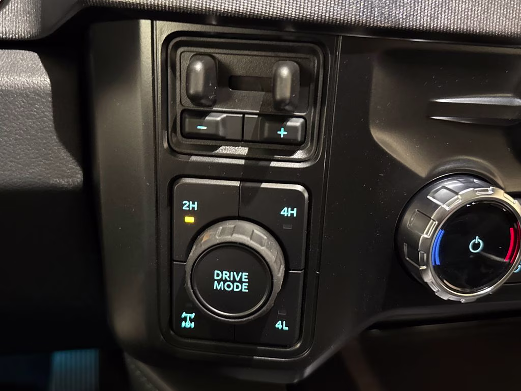 2026 Agate Black Metallic Ford Super Duty F-350 SRW 4X4 Truck