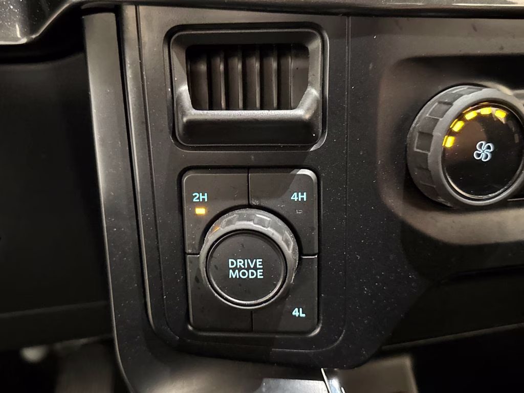 2023 Avalanche Ford F-150 XL 4X4 Truck
