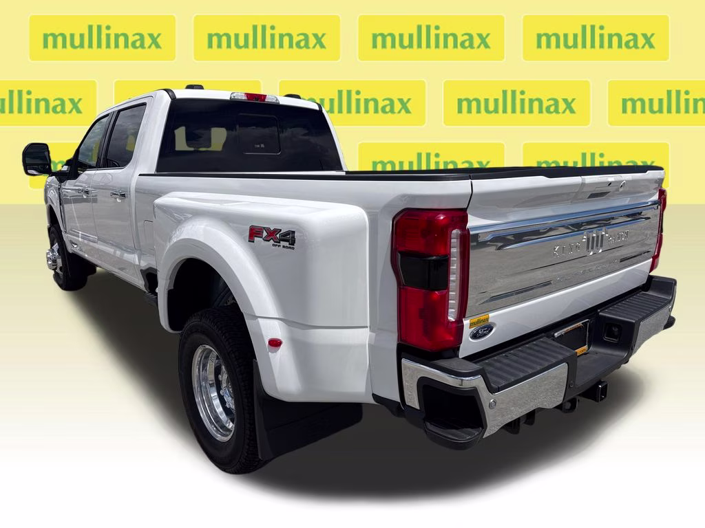 2026 Star White Metallic Tri-Coat Ford Super Duty F-350 DRW King Ranch 4X4 Truck