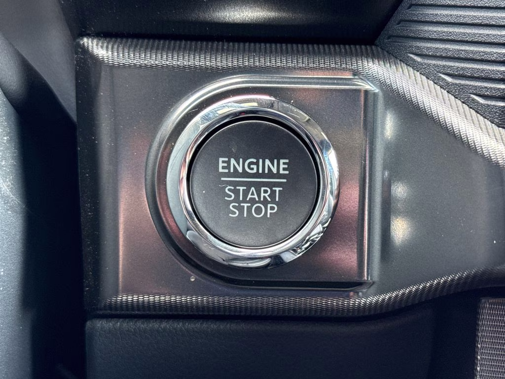 2026 Iconic Silver Metallic Ford F-150 Platinum 4X4 Truck
