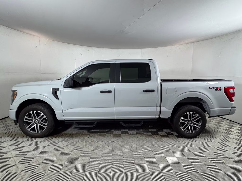 2023 Avalanche Ford F-150 XL 4X4 Truck