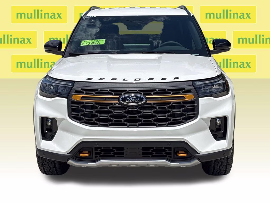 2026 Star White Metallic Tri-Coat Ford Explorer Tremor 4X4 SUV