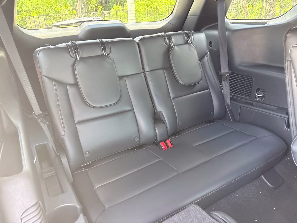 2026 Star White Metallic Tri-Coat Ford Explorer Tremor 4X4 SUV
