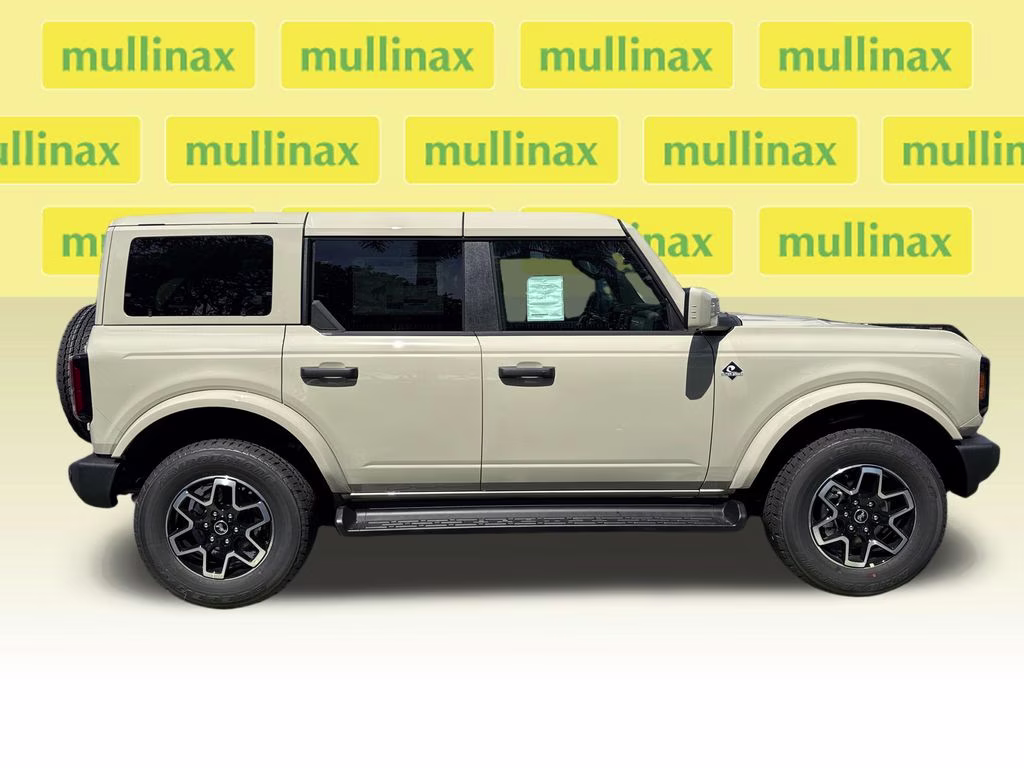 2026 Desert Sand Ford Bronco Outer Banks 4X4 SUV