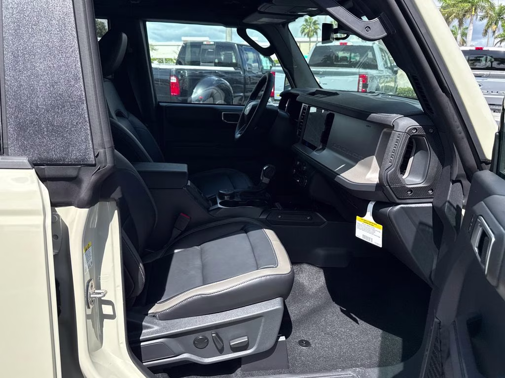 2026 Desert Sand Ford Bronco Outer Banks 4X4 SUV