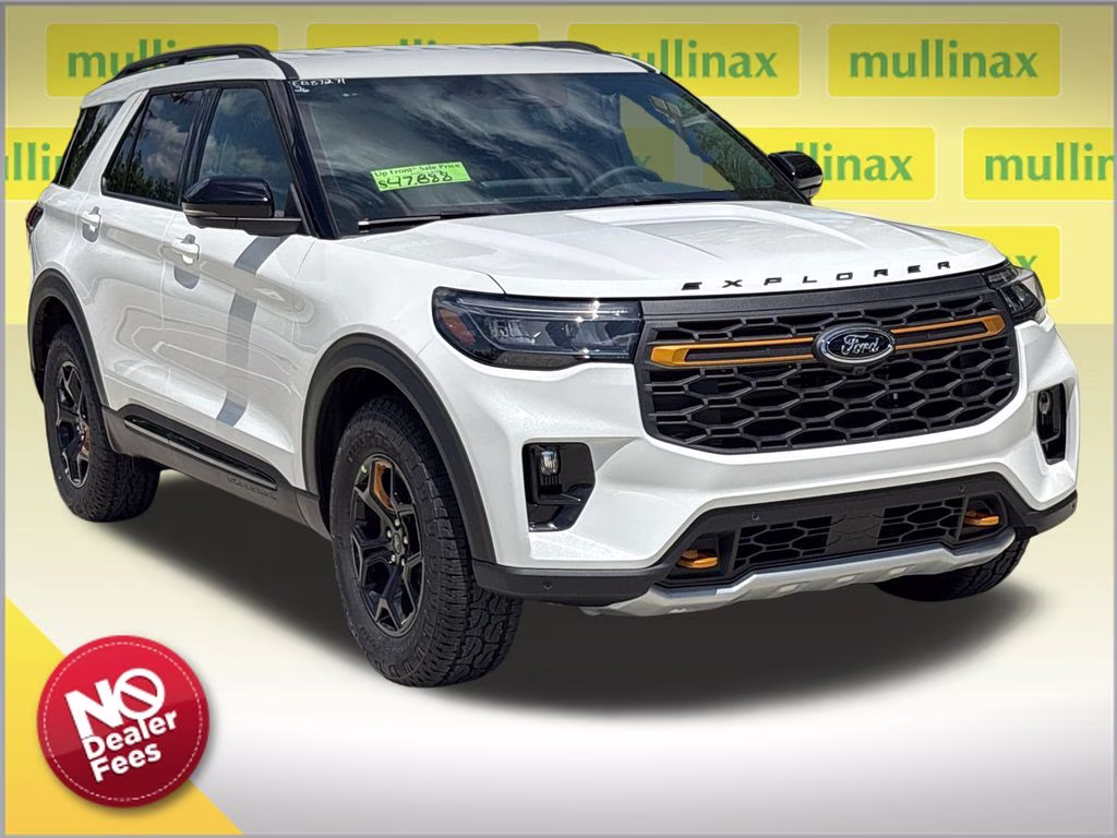 2026 Star White Metallic Tri-Coat Ford Explorer Tremor 4X4 SUV