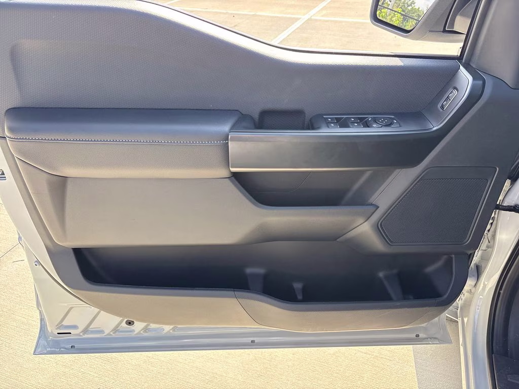 2026 Avalanche Ford F-150 STX 4X4 Truck