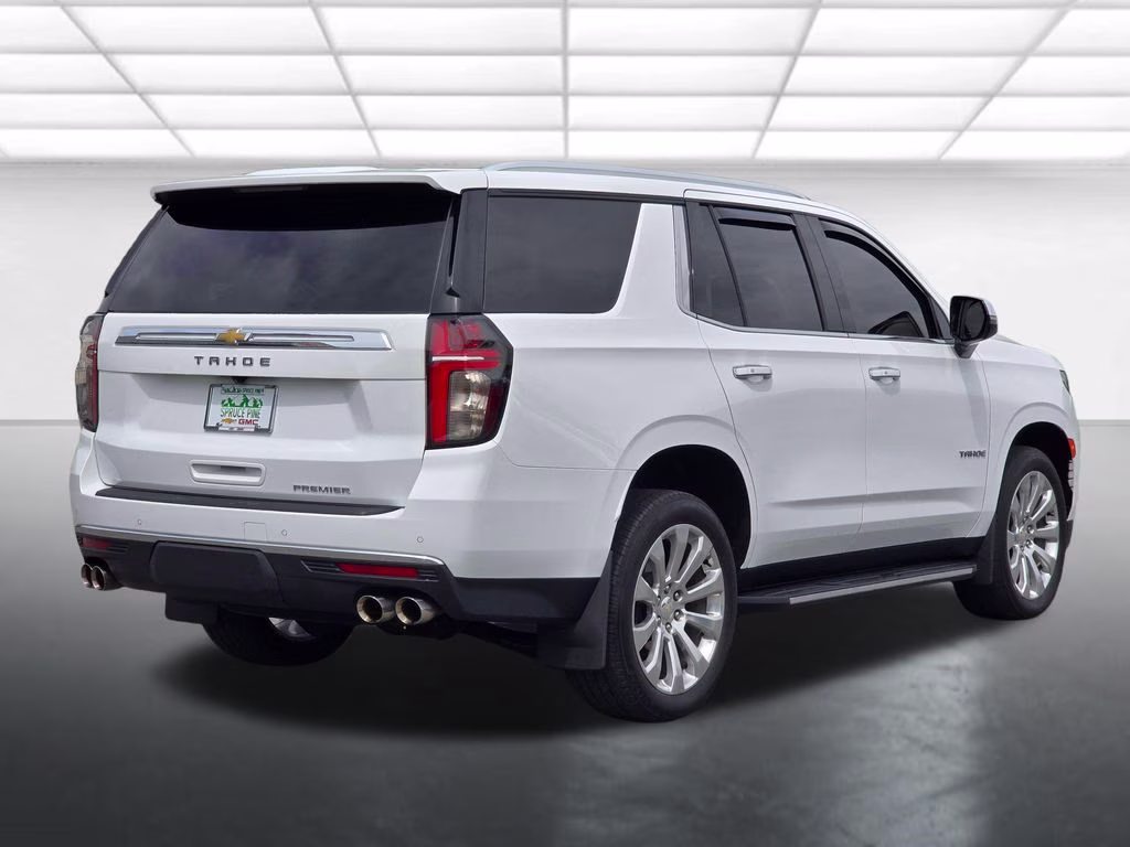 2022 Summit White Chevrolet Tahoe Premier 4X4 SUV