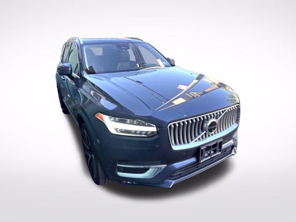 2023 Denim Blue Metallic Volvo XC90 B6 Plus 6-Seater AWD SUV