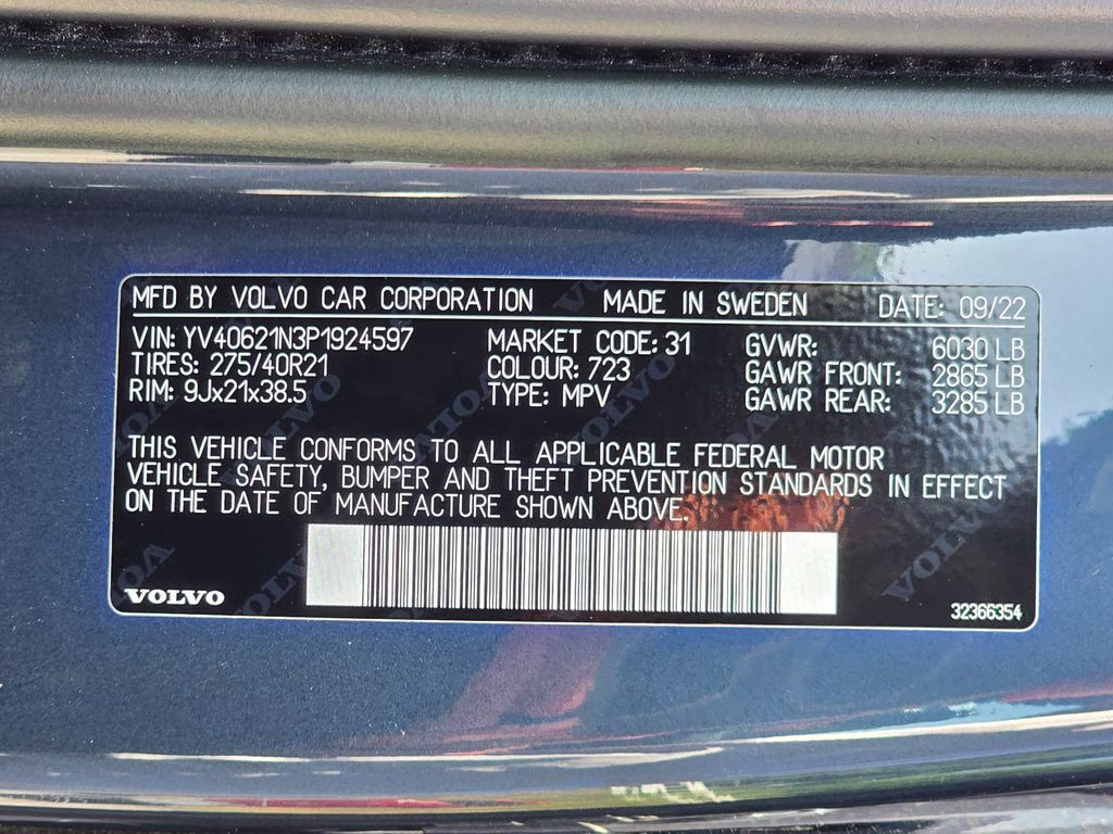 2023 Denim Blue Metallic Volvo XC90 B6 Plus 6-Seater AWD SUV