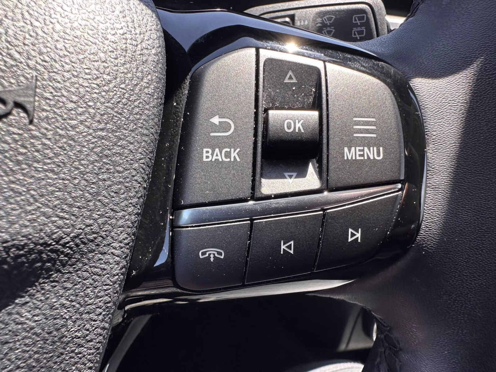 2023 Oxford White Ford Escape Active AWD AWD SUV