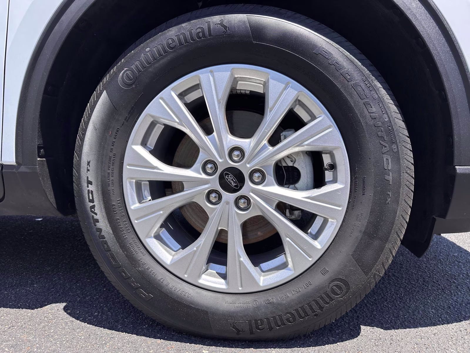 2023 Oxford White Ford Escape Active AWD AWD SUV